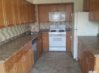 6150 219th St #1, Bayside, NY 11364
