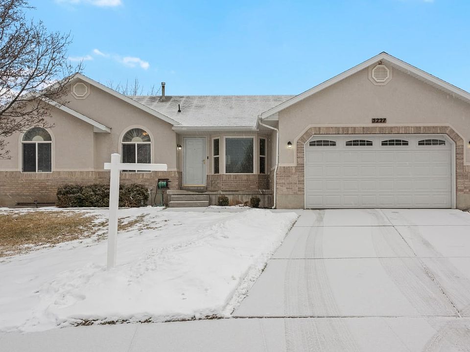 1st image of 5227 Butterfield Peak Cir