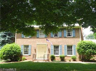 210 Vandyke St, Kernersville, NC 27284