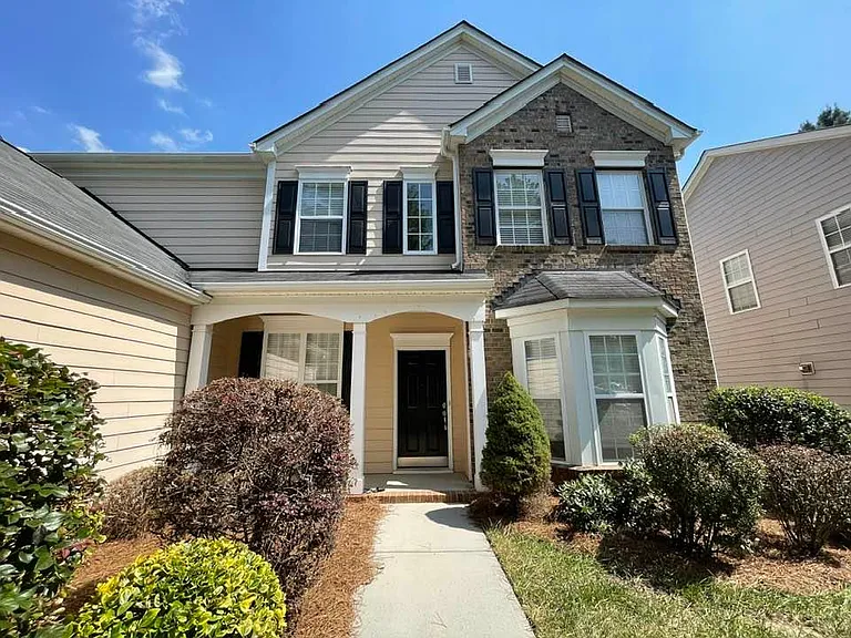 10345 Falling Leaf Dr NW — Photo 2