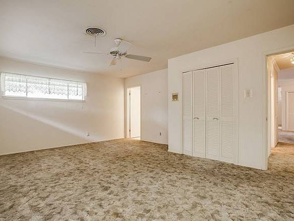 5th image of 1650 E Pyron Ave