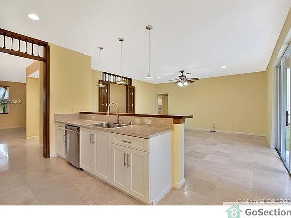 4th image of 1153 Croton Ct