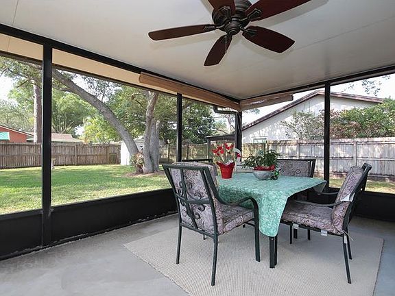 2nd image of 9710 Parkwood Ct
