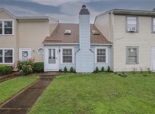 3225 Creekside Dr, Virginia Beach, VA 23453
