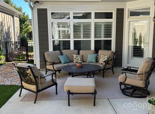 16116 Lakeside Loop Ln, Cornelius, NC 28031