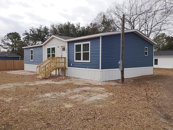 2nd image of 114 Cone Ln