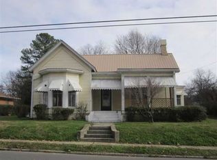 202 N Sampson Ave, Dyersburg, TN 38024