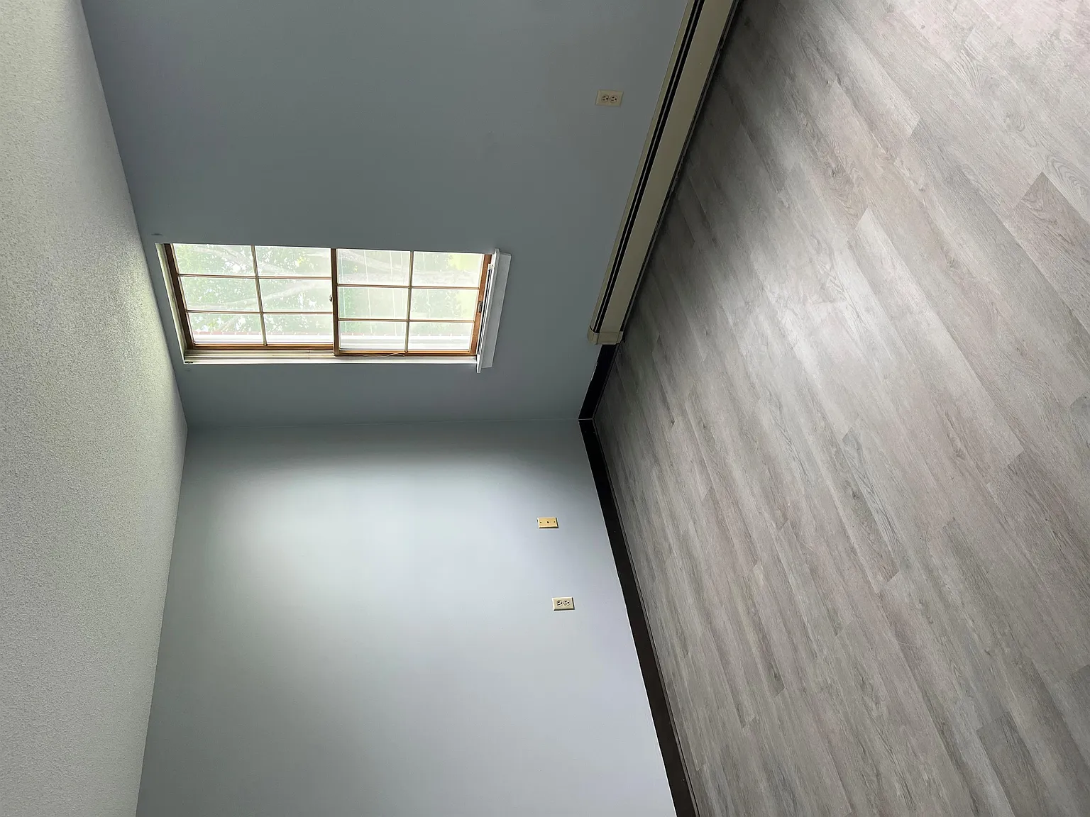 Steven's Manor - 201 — Photo 3