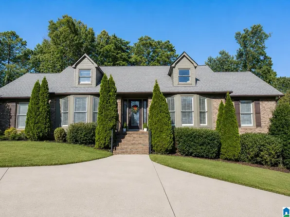 303 Bradford Cir, Trussville, AL 35173