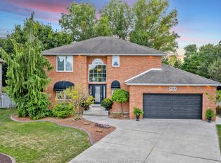 142 Pheasant Run Dr, Lakeshore, ON N8L0Z7