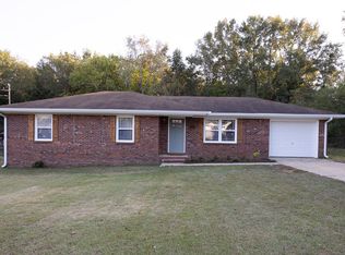 136 Clara St, Cowarts, AL 36321