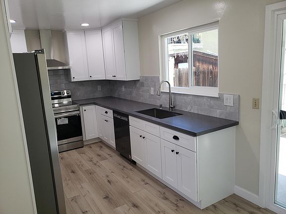 2nd image of 3665 Greenlee Dr #1