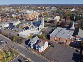 98 Glen St, New Britain, CT 06051