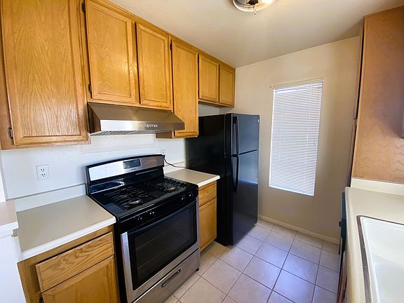 4th image of 4712 Nara Vista Way Unit 204