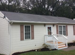 4792 Long Acre Dr NE, Roanoke, VA 24019