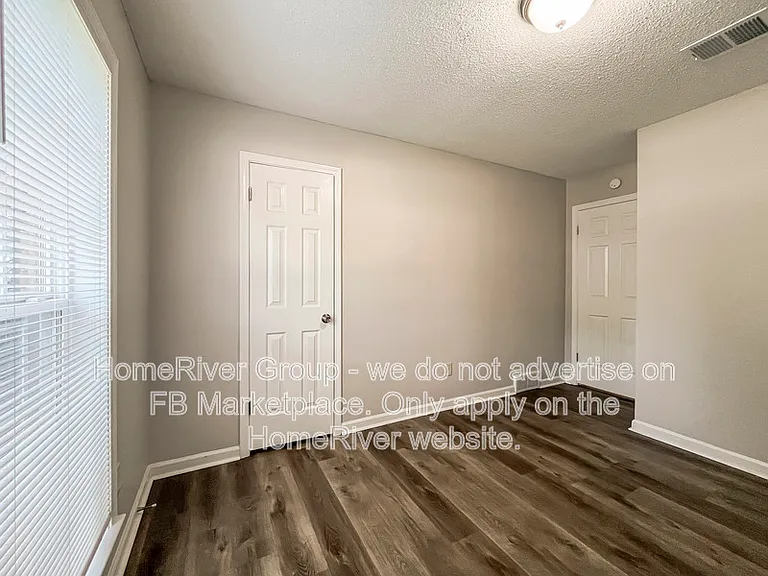 6845 Rockingham Rd — Photo 16