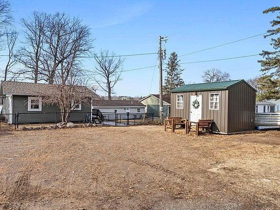 3rd image of 14513 Cross Lake Rd