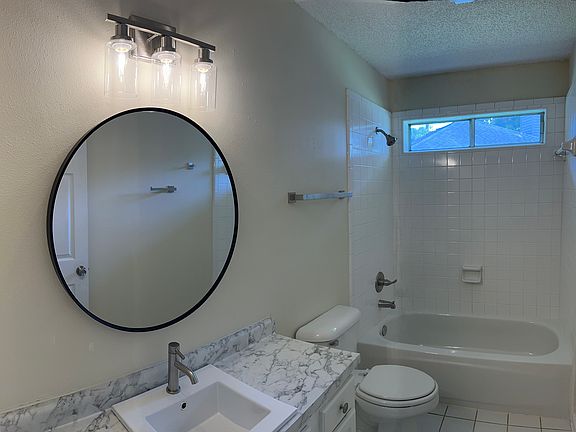 3rd image of 1114 Eureka Ct