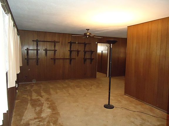 2nd image of 1325 W 20th St