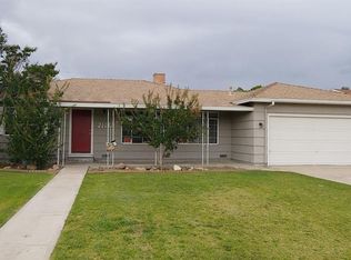 2118 Cecil Brunner Dr, Bakersfield, CA 93304