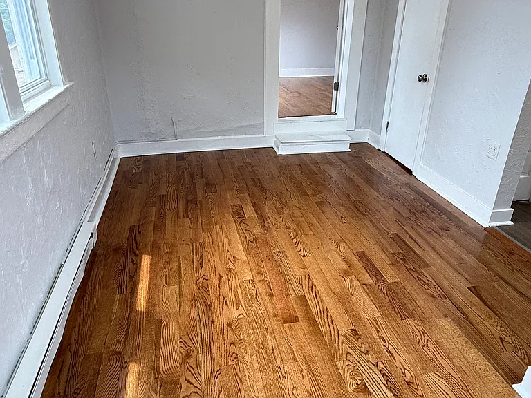 615 2nd Ave #4 — Photo 14