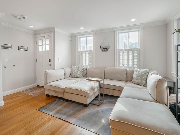 5th image of 65 Green St #1
