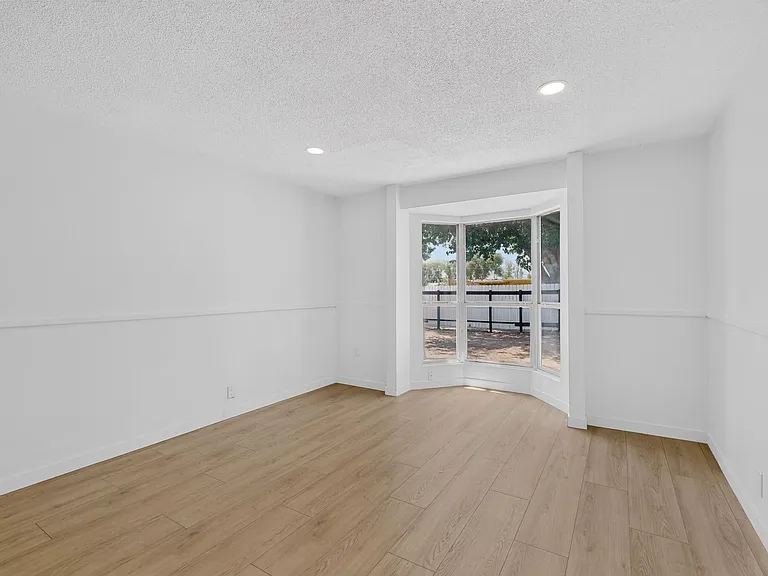 824 Ortega Rd NW — Photo 9