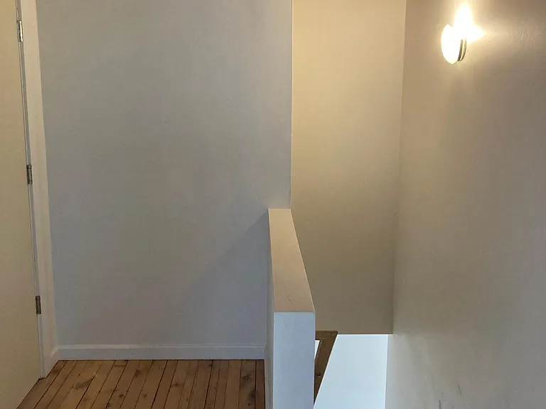 2672 W 14th St #1 — Photo 18