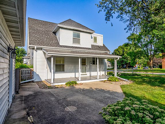5th image of 828 Carroll Ave