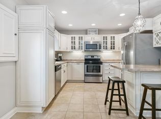 875 Ln 280 Hamilton Lk, Hamilton, IN 46742