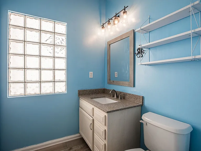563 Selva Lakes Cir — Photo 16