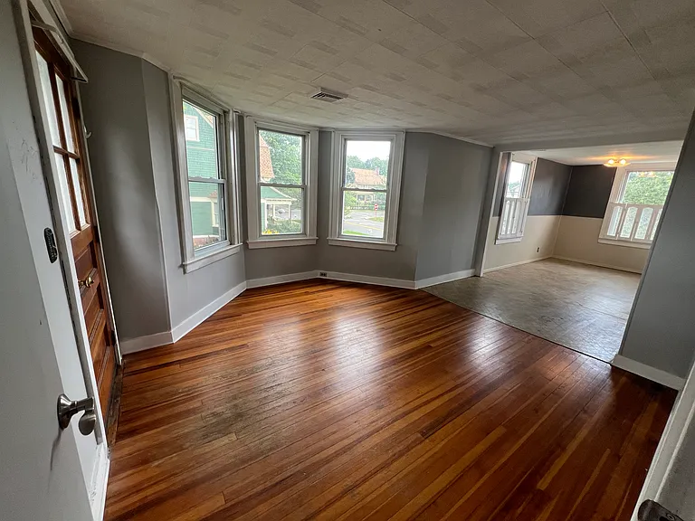 418 N Main St #B — Photo 7