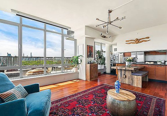 4th image of 1485 5th Ave APT 25D
