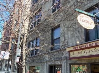 775 W Diversey Pkwy #2CW, Chicago, IL 60614