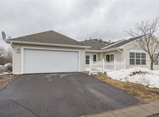 2112 Miller Creek Dr, Duluth, MN 55811