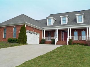 125 Chapman Dr, Frankfort, KY 40601