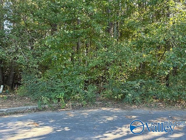 1st image of 222 Covedale Cir