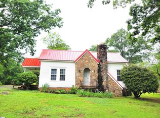 20 Spring St, Pelzer, SC 29669