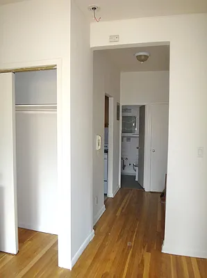 Rented by Paley Management | media 25