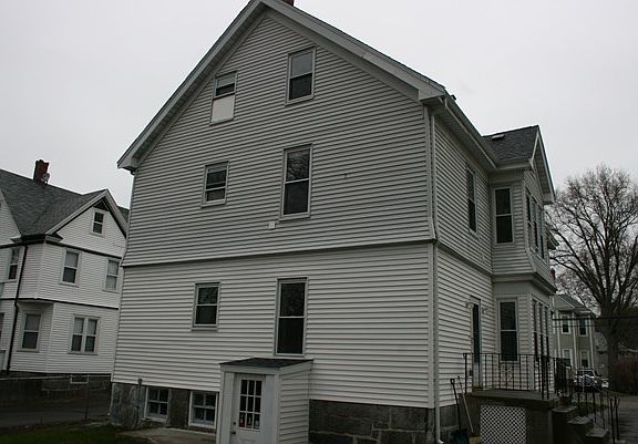3rd image of 187 Franklin St #187
