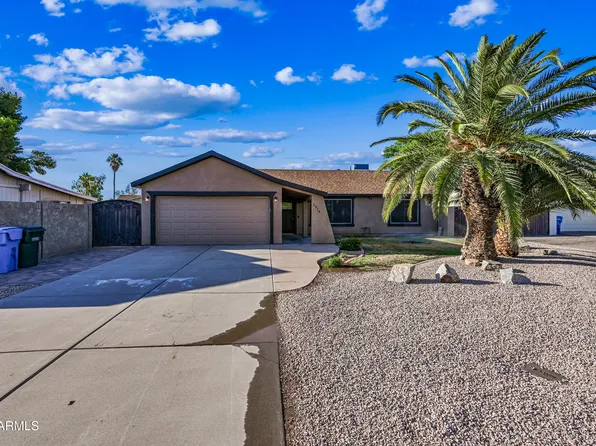 2914 E Michelle Dr, Phoenix, AZ 85032