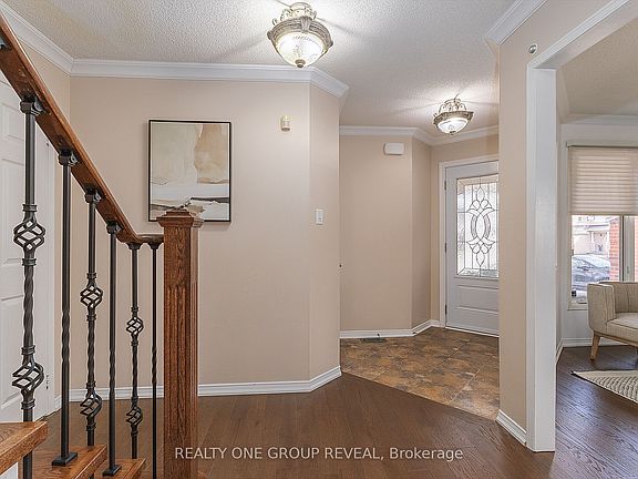3rd image of 37 Wetherburn Dr
