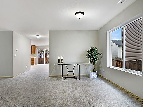 3rd image of 13241 SE 226th St