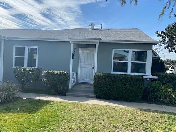 2nd image of 8216 Paramount Blvd #8216