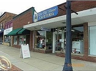 364 W Nepessing St, Lapeer, MI 48446
