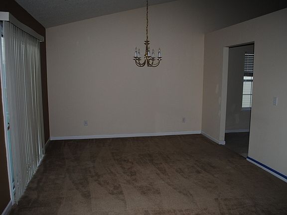 5th image of 629 Thornhill Dr