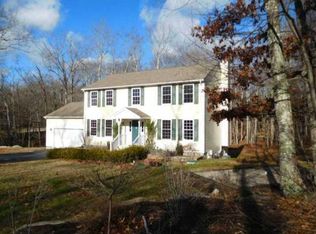 106 Old Mountain Trl, Richmond, RI 02892