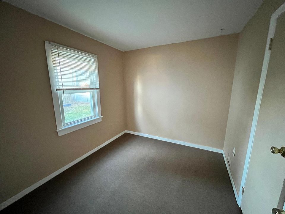 1st image of 2 Morningside Pl