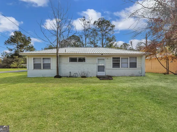536 Cedar St, Jesup, GA 31546
