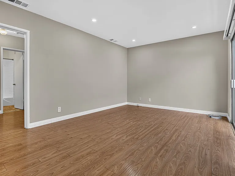 5332 Denny Ave #2 — Photo 2